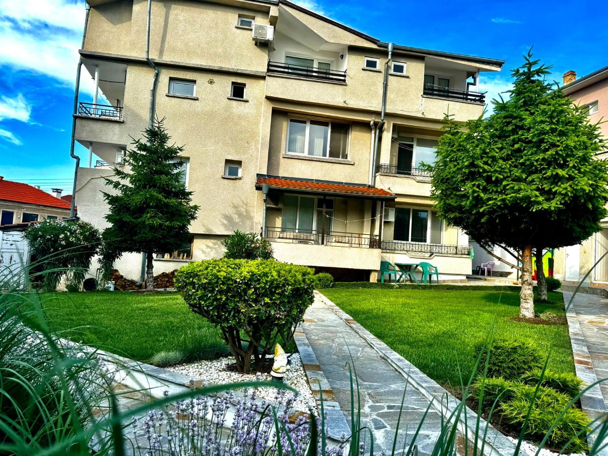 Guestrooms Stoyanovi チェルノモレツ エクステリア 写真